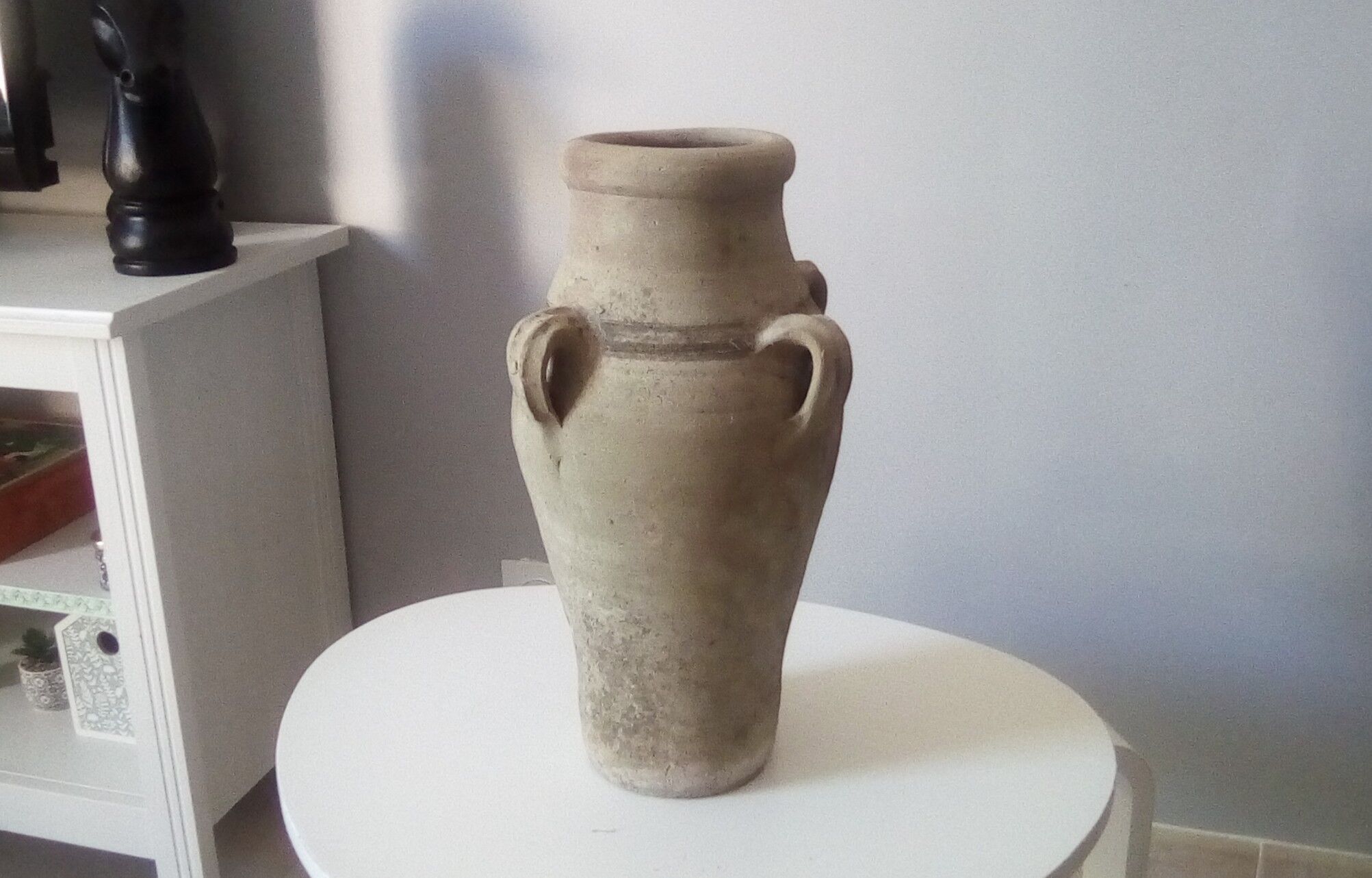 Terracotta jar 4 coves