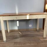 Farm table