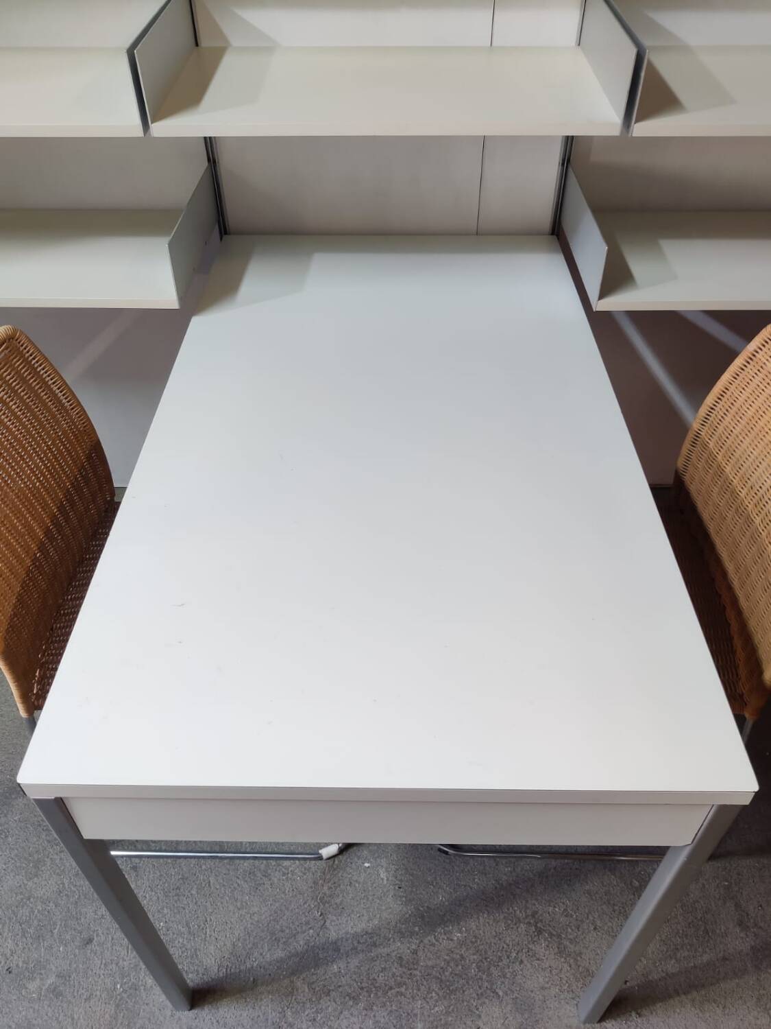 Wall shelf with desk by Dieter Rams for Vitsoe