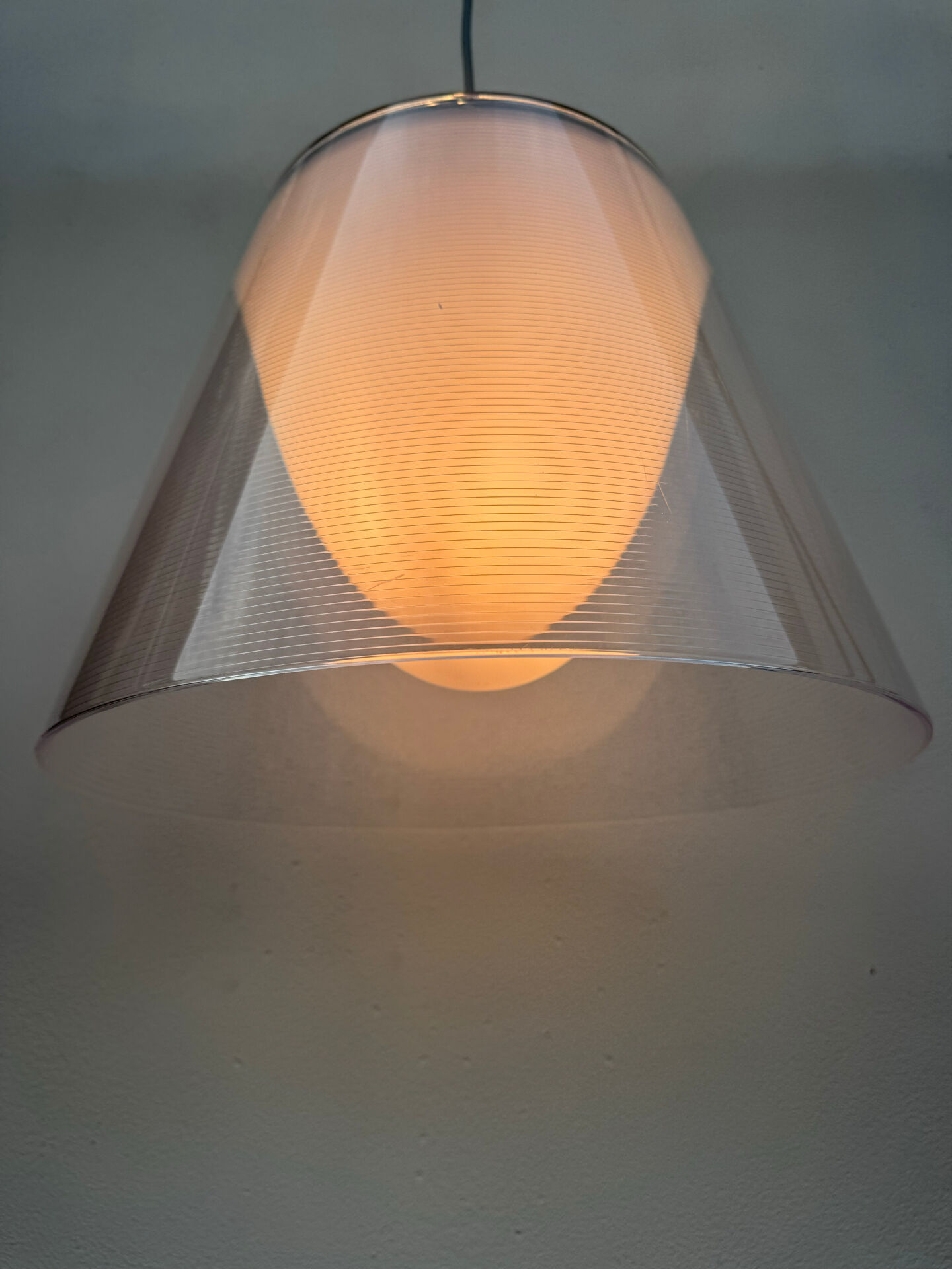 Suspension flos philippe starck 2000s