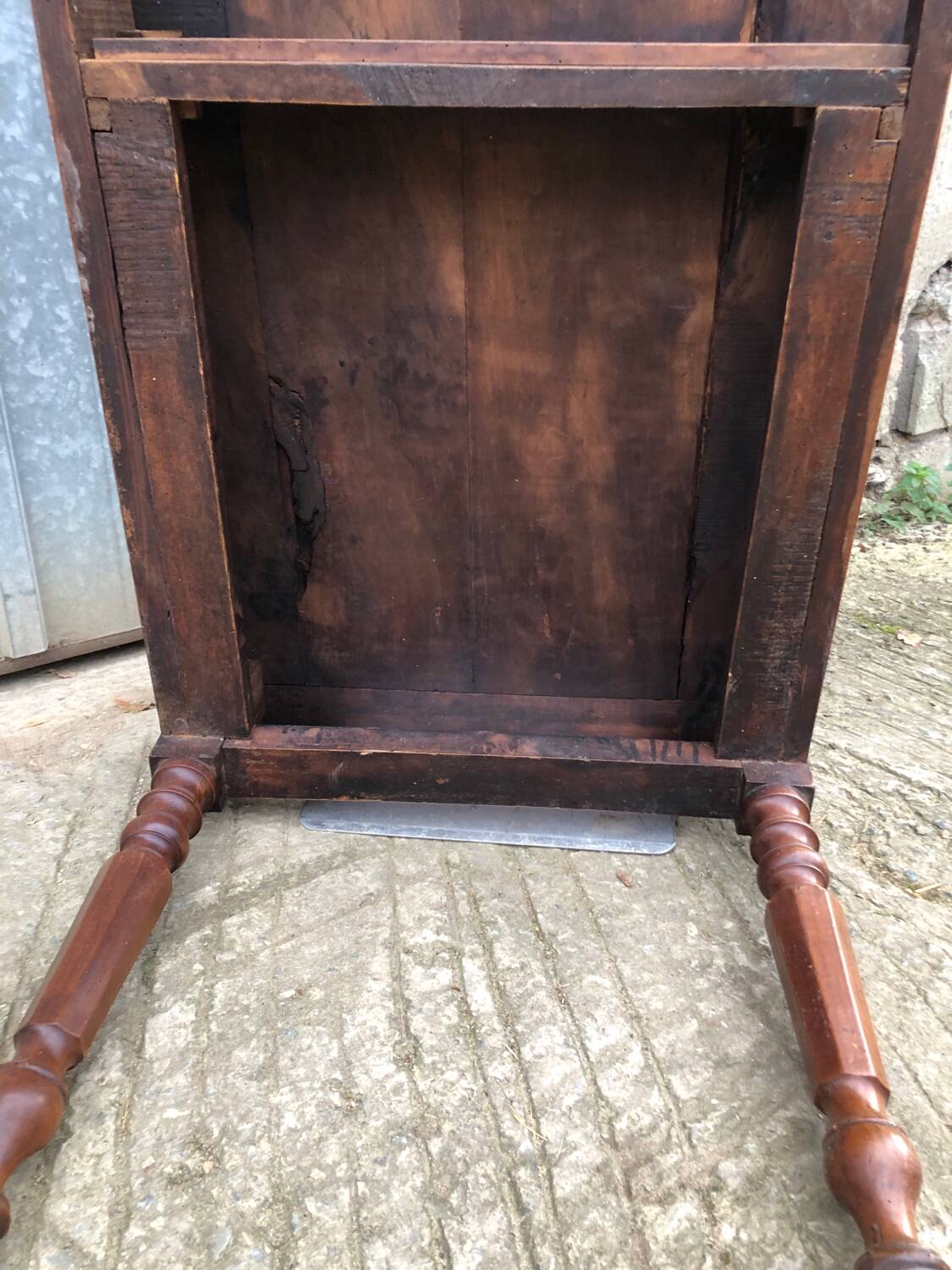 Antique farmhouse table in solid cherry wood with 4 drawers