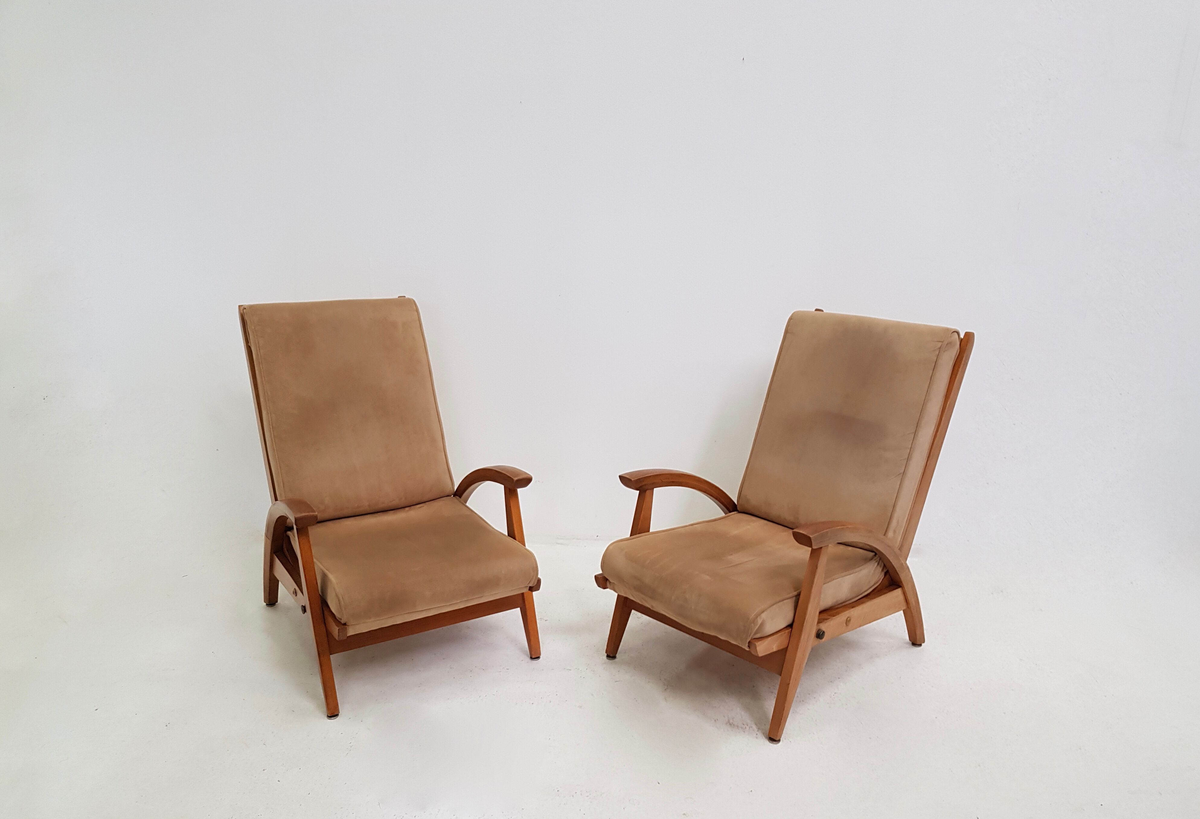 Pair of FS 134 Recliner chairs by Guy Besnard for Free Span, 1954