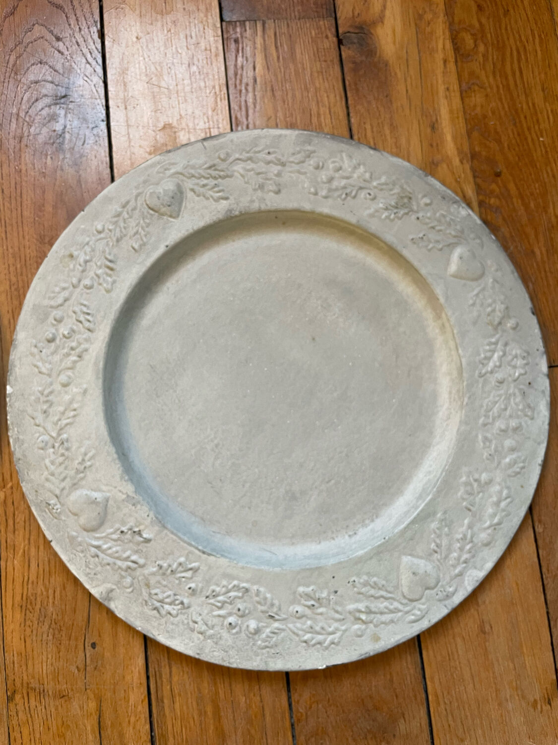 Pair of trays under plates Gray