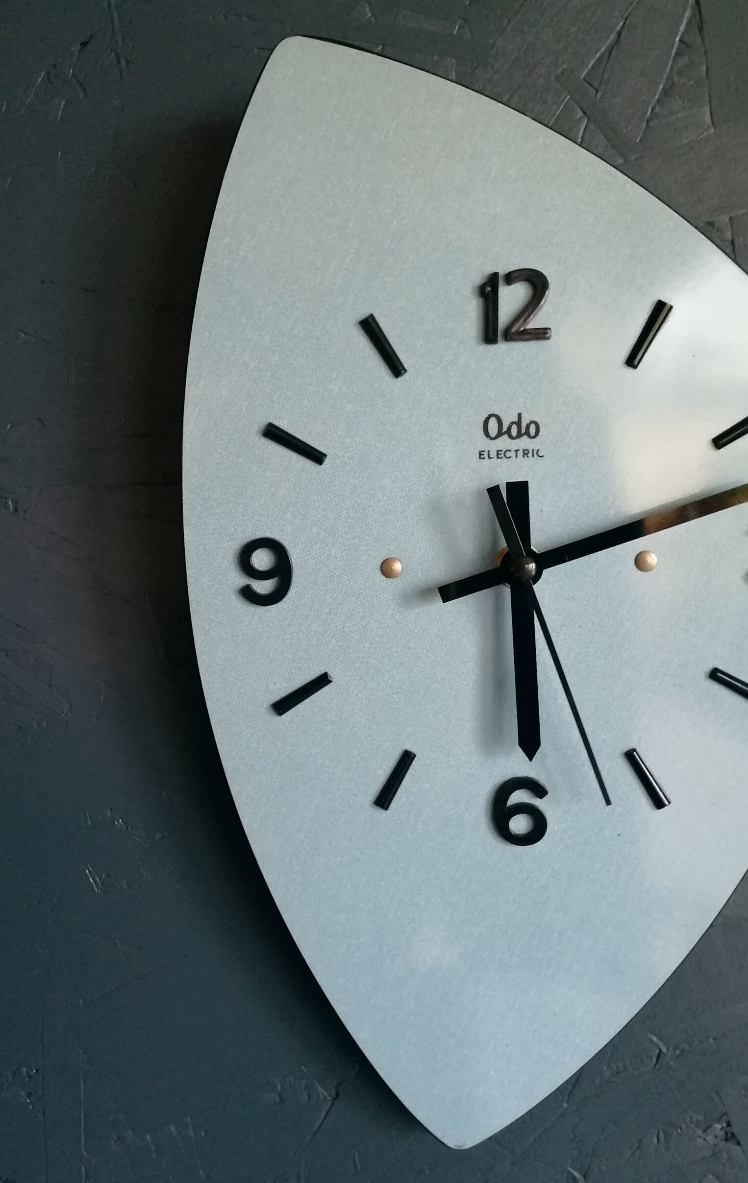 Vintage clock, "Blue Odo" wall clock