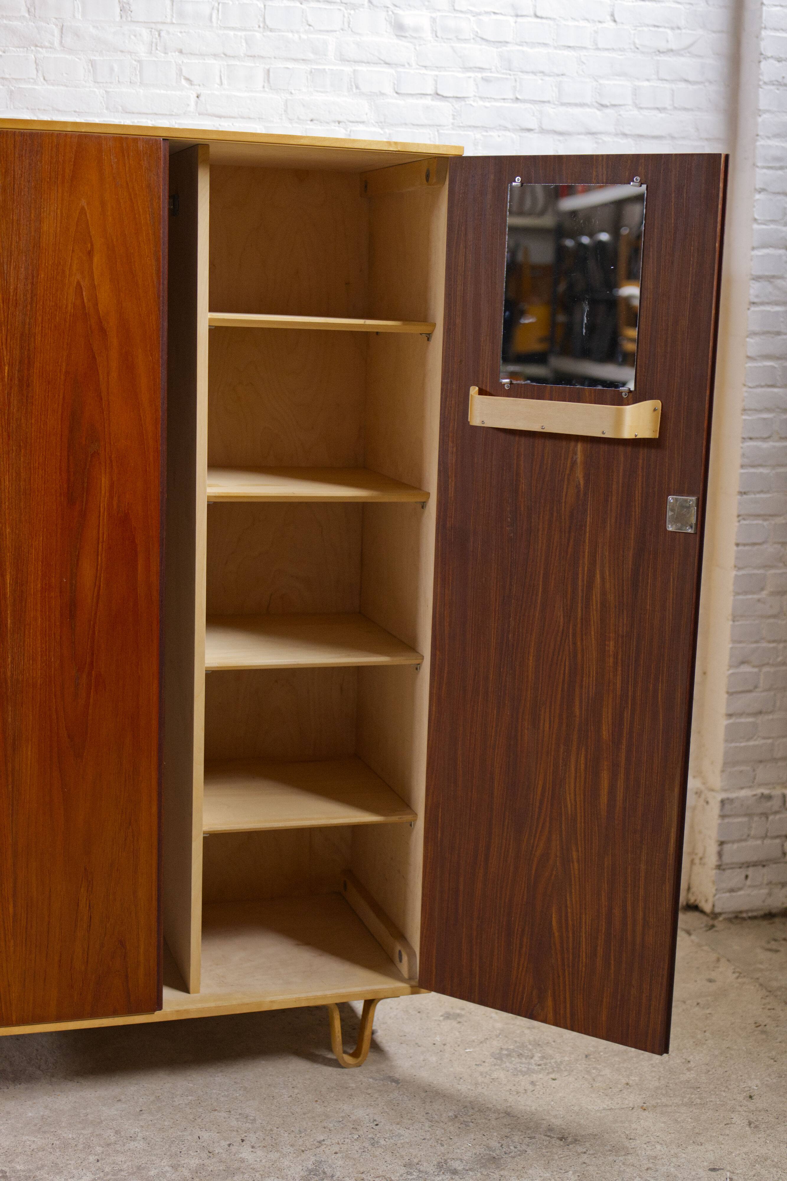 Armoire KB33, par Cees Braakman pour Pastoe, années 1950