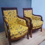 Fake pair of Restoration period shepherdesses