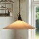 Suspension en verre opalin – vintage DeVOL