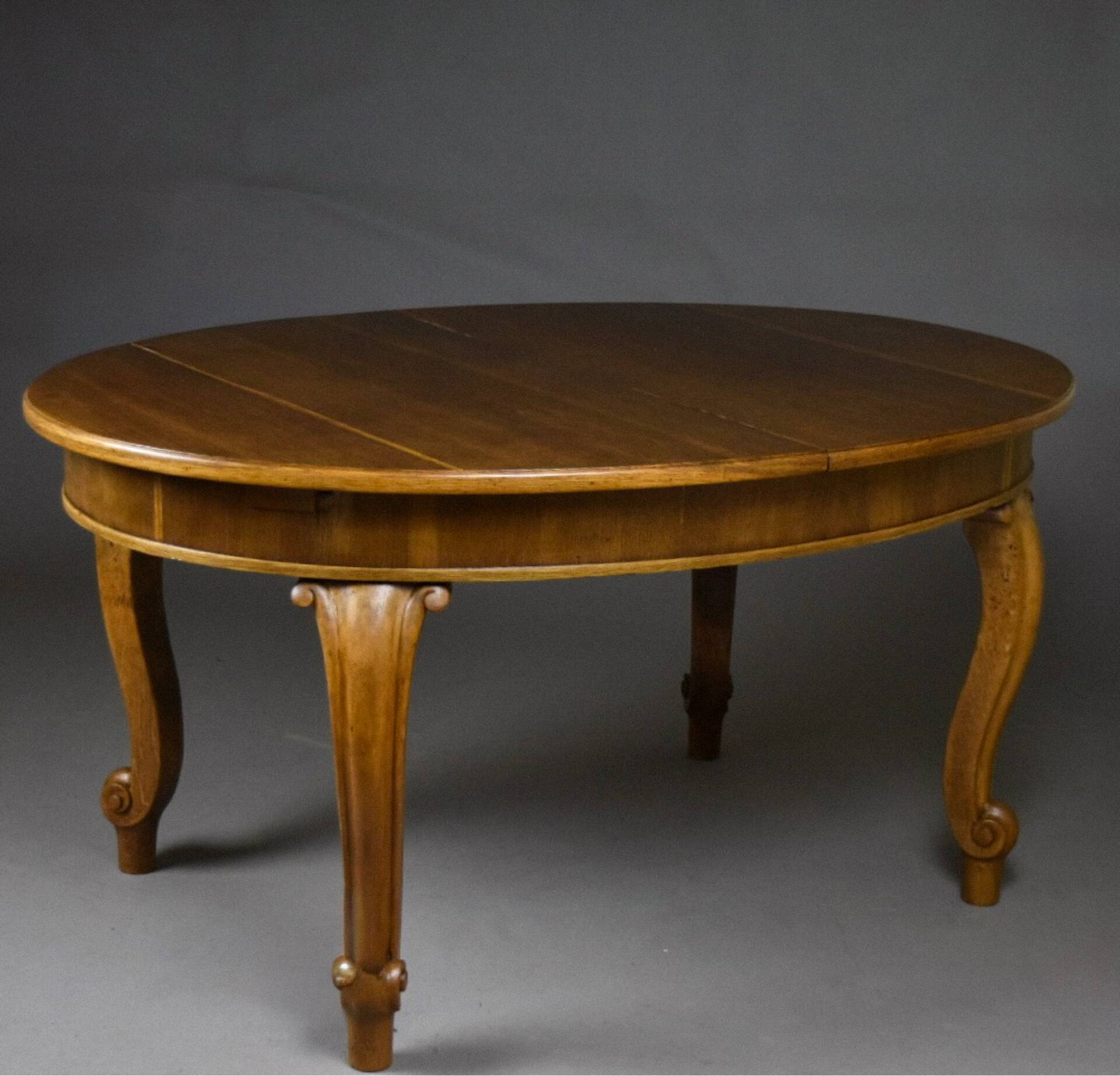Grande table à manger extensible en chêne, début du 20e siècle