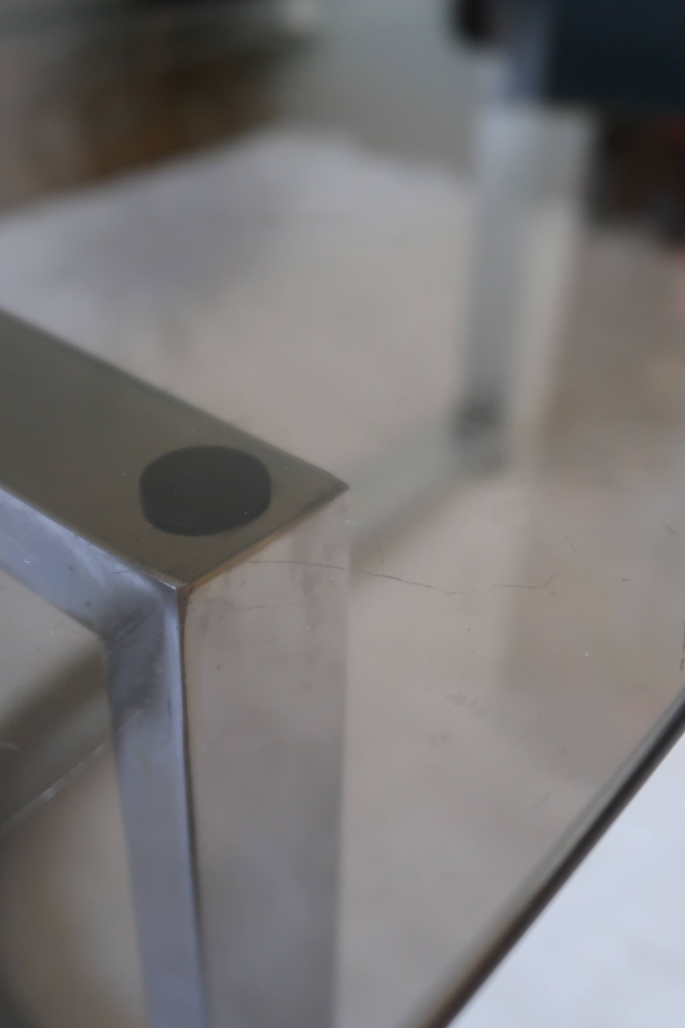 Table basse verre fumé 70's