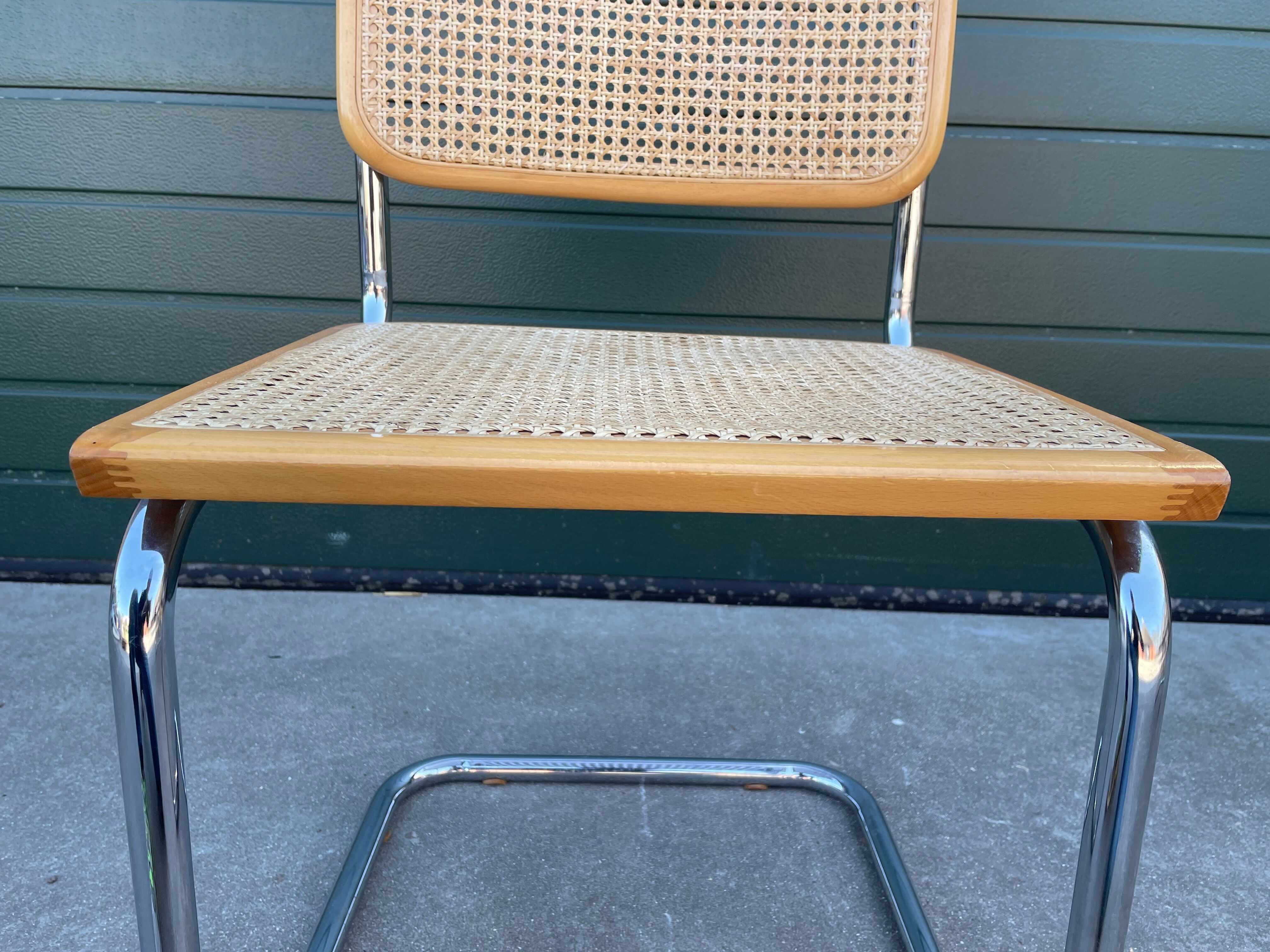 Set of 4 vintage Chairs model Cesca B32 designed by Marcel Breuer Design