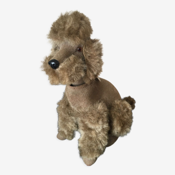 Toy dog with rocking head