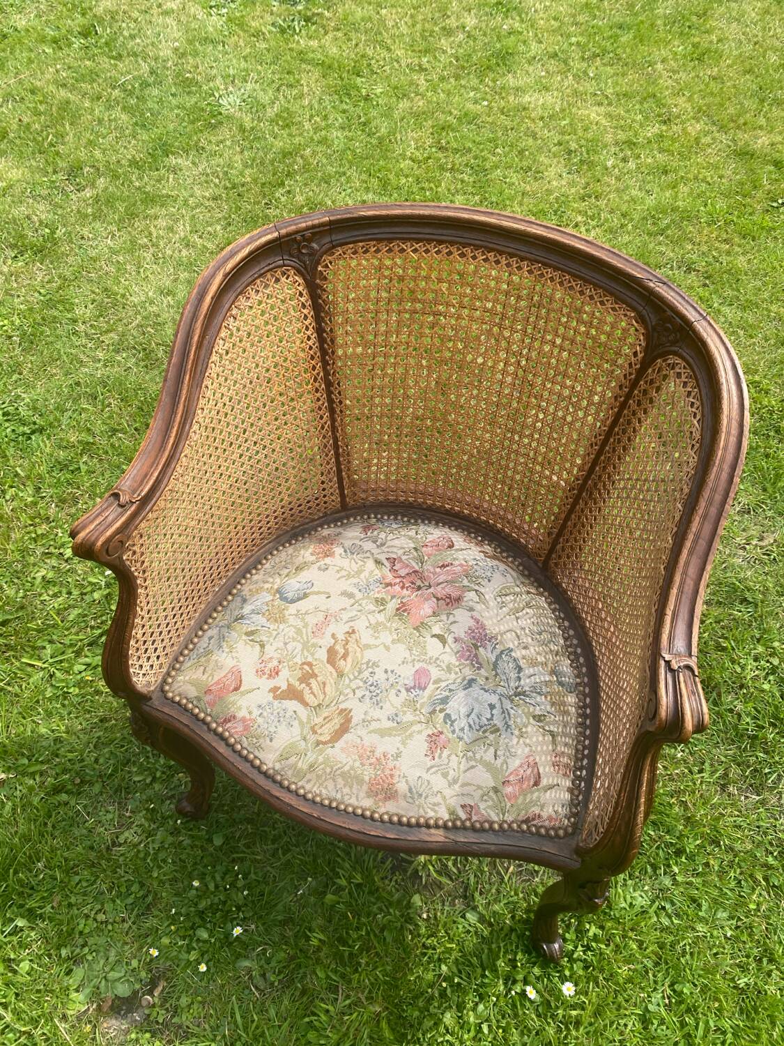 Fauteuil en cannage style Louis 15