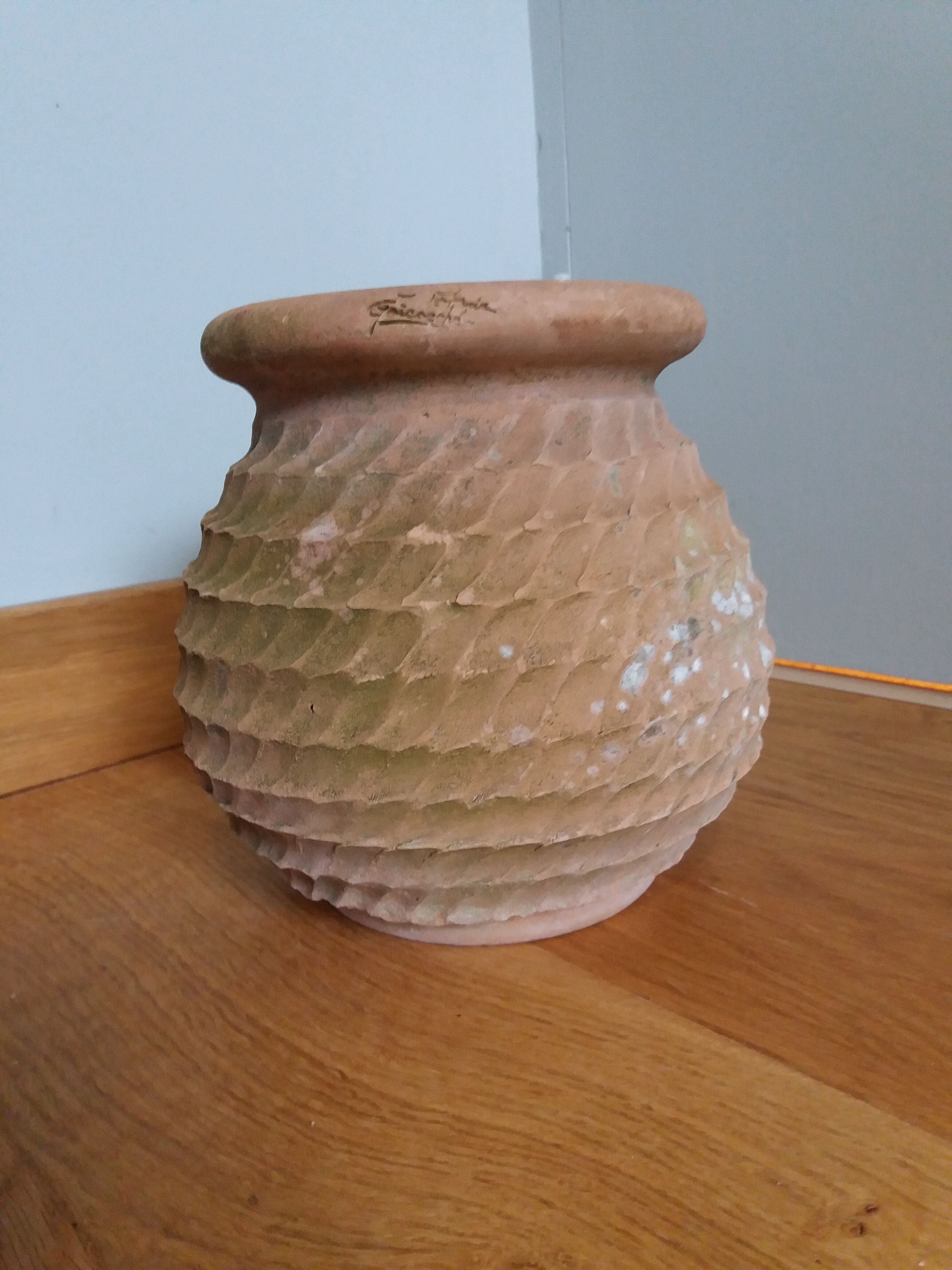 Terracotta jar pot rope decoration Goicoechea Basque Country