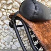 LC4 chaise longue in cowhide and black frame by Cassina, 1970–80