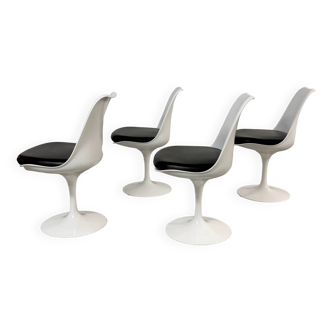4 chaises pivotantes Eero Saarinen par Knoll
