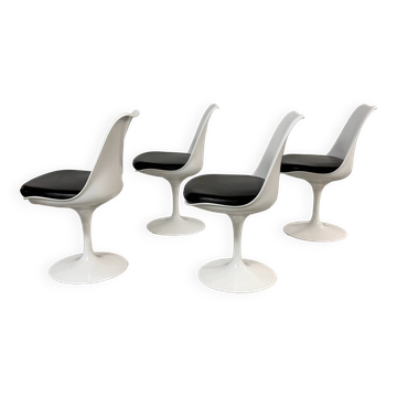 4x Eero Saarinen Swivel Chairs by Knoll