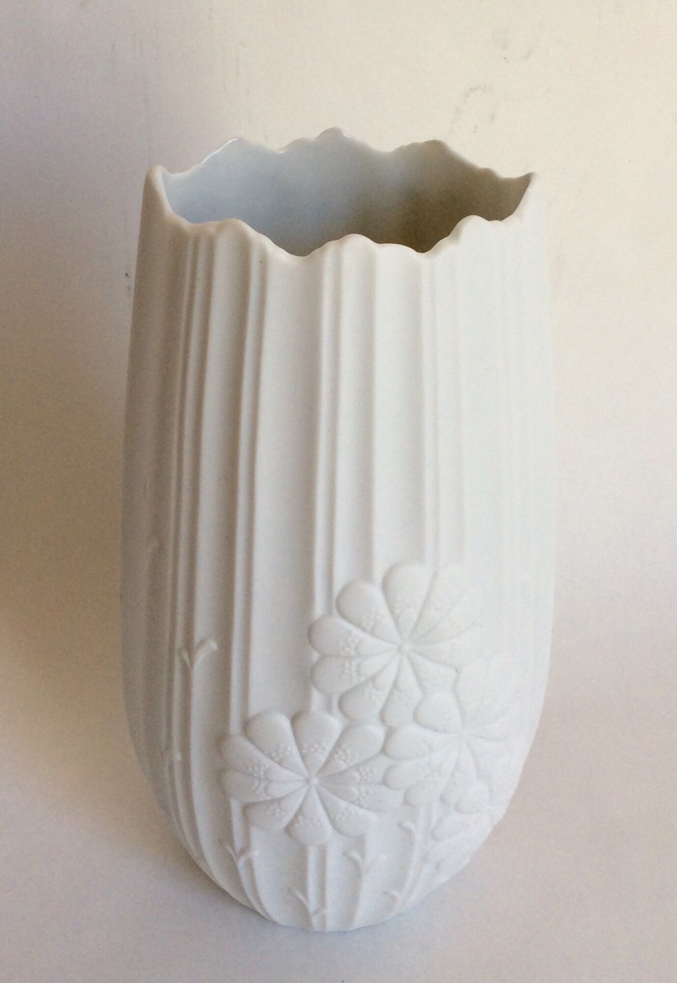 "Kaiser" West Germany porcelain vase, from the 1960s