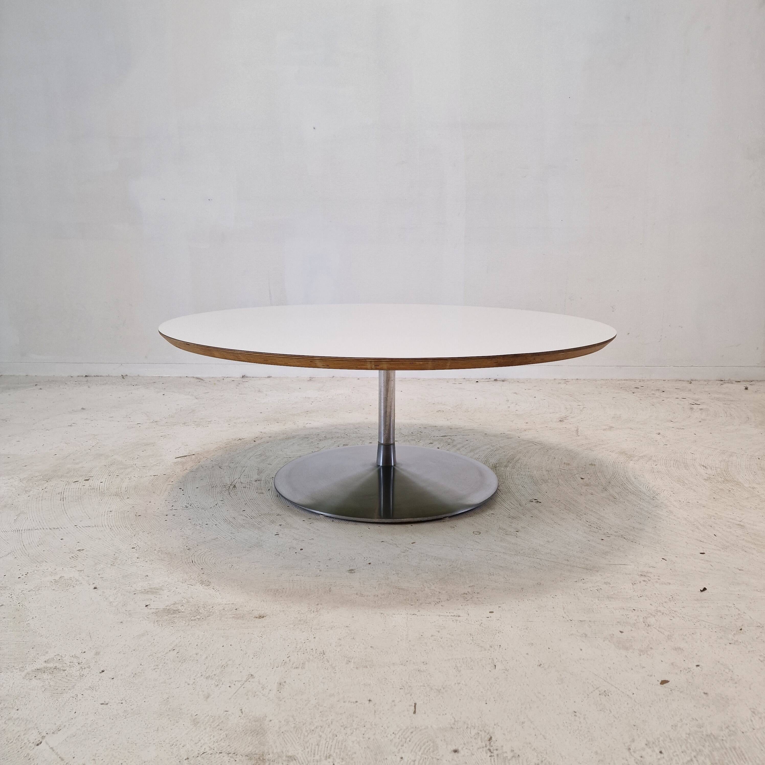 "Circle" Coffee Table by Pierre Paulin for Artifort, 1960s