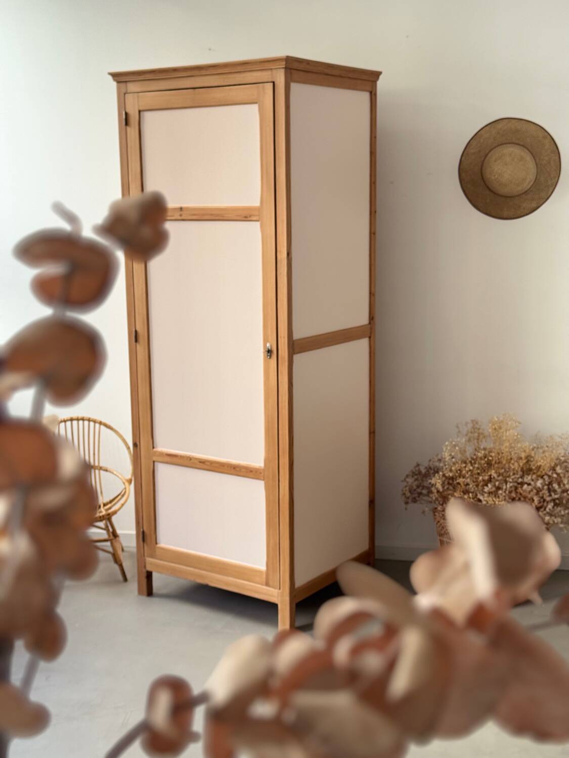 Wardrobe with a door