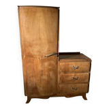 Asymmetrical wardrobe