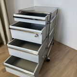 USM Haller wheeled caisson in light grey