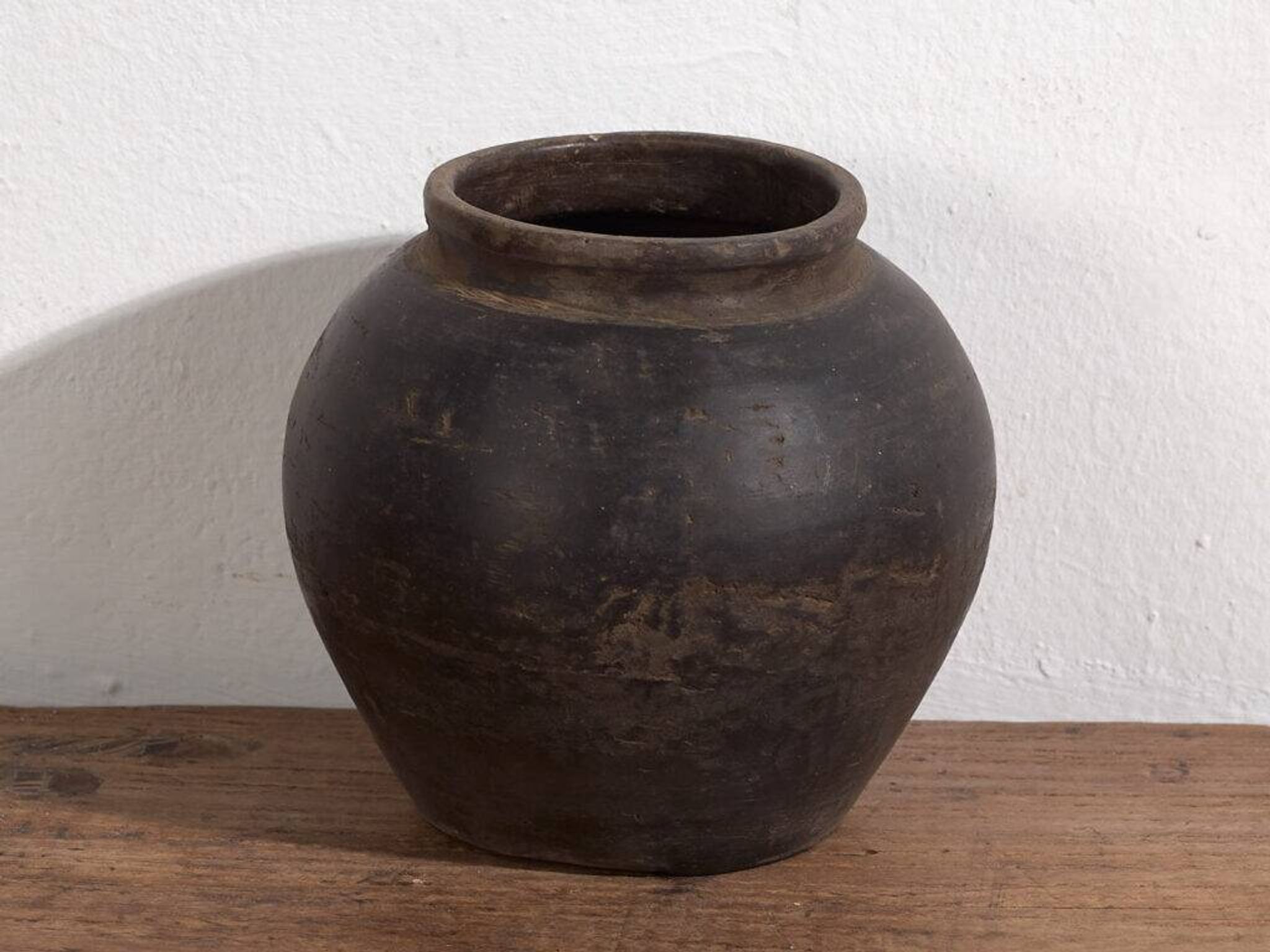 Small antique vase in dark tones (c.1900) #16