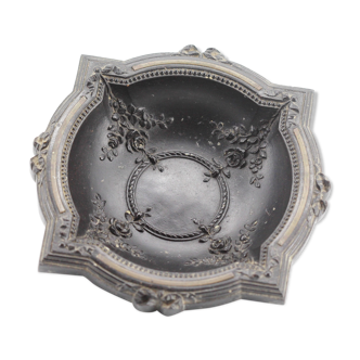 Black flower ashtray