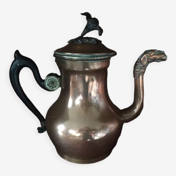 Pouring teapot