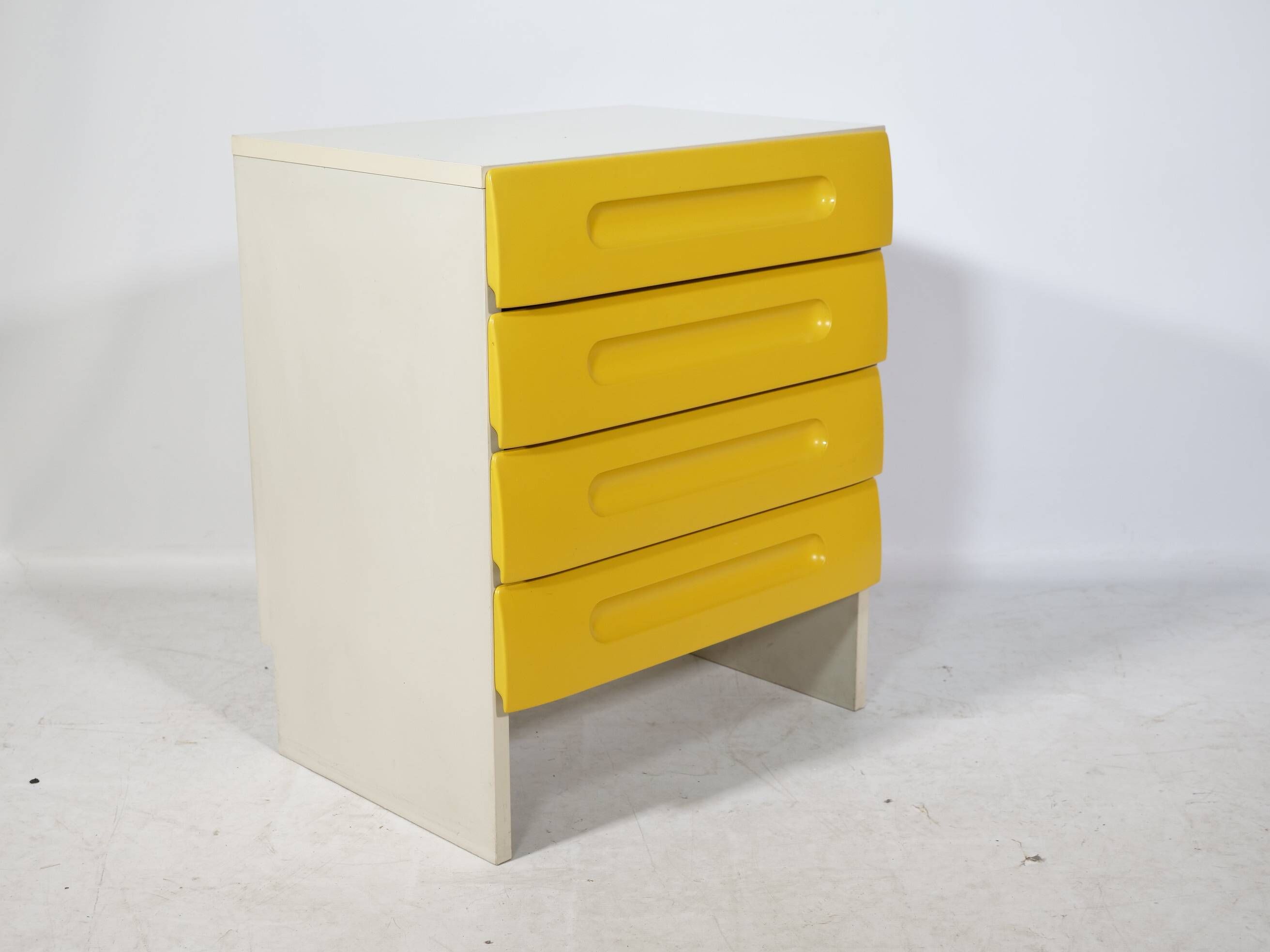 Space Age Design Chest of Drawers “Noro” by Gwinner, Germany, 1970s