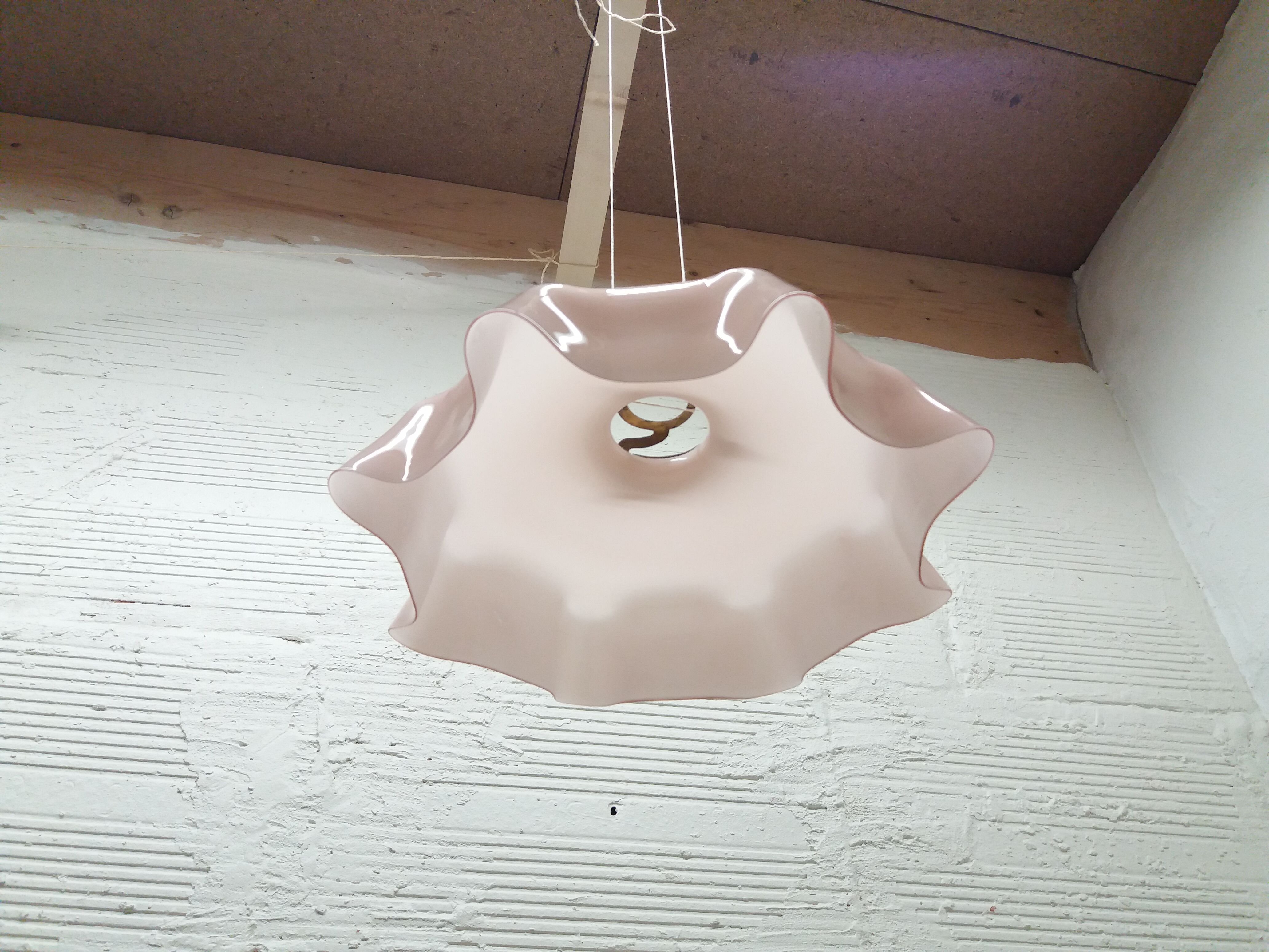 Suspension opaline rose poudré