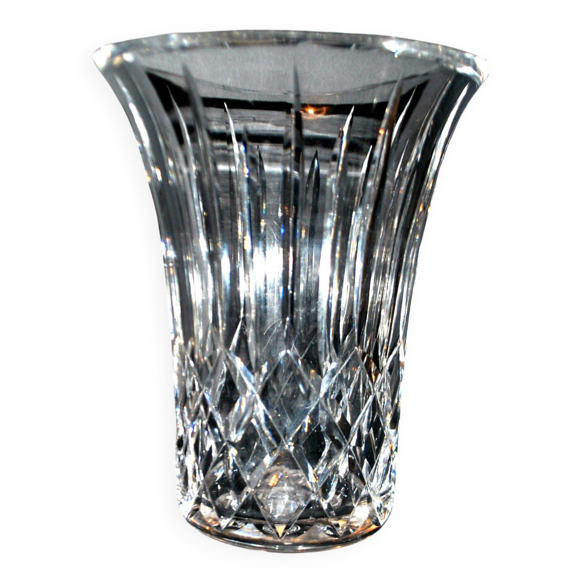 Cut crystal vase signed "Cristal St Louis France" H20