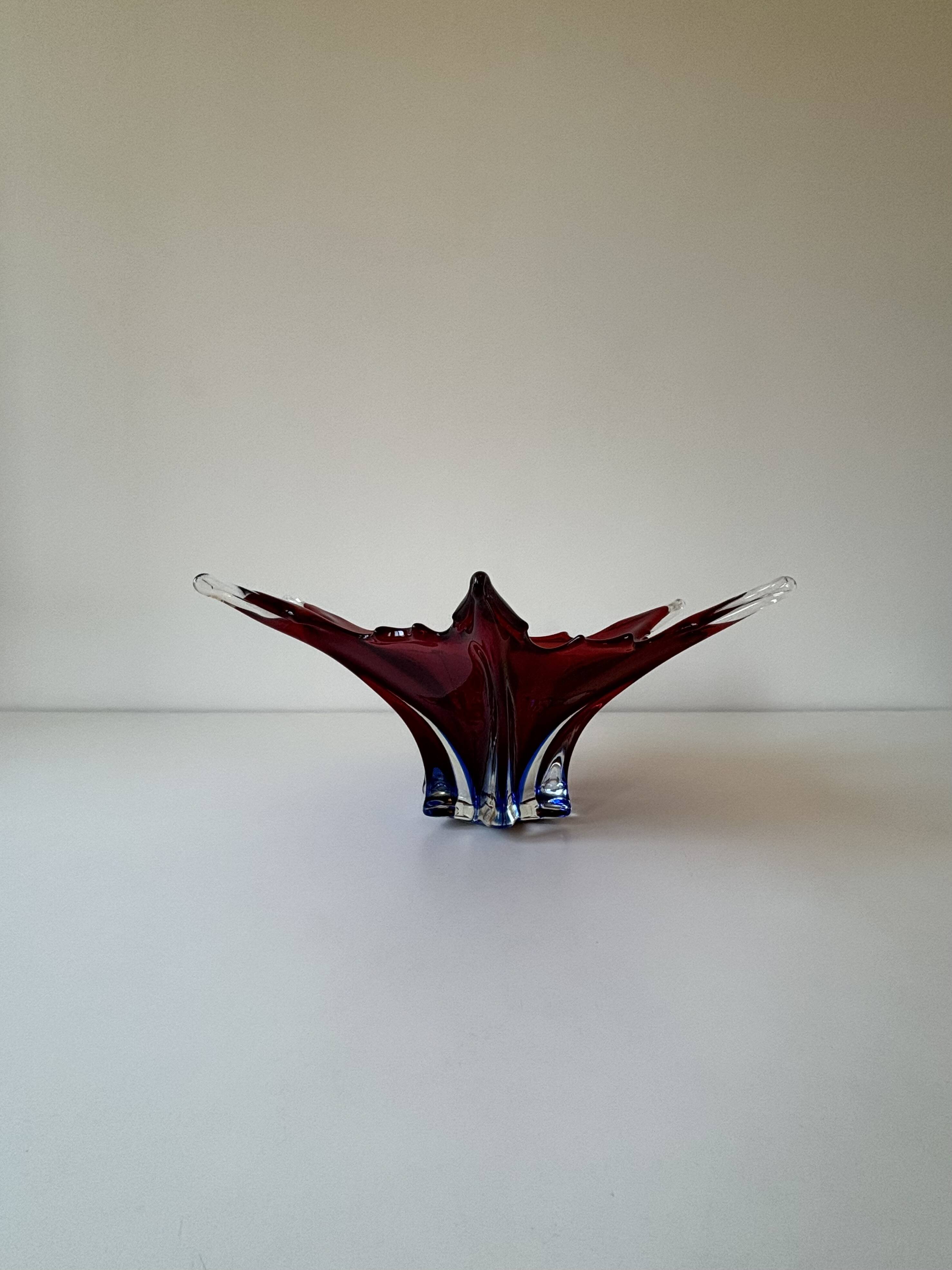 Important Murano blown glass centrepiece – Ruby red and blue