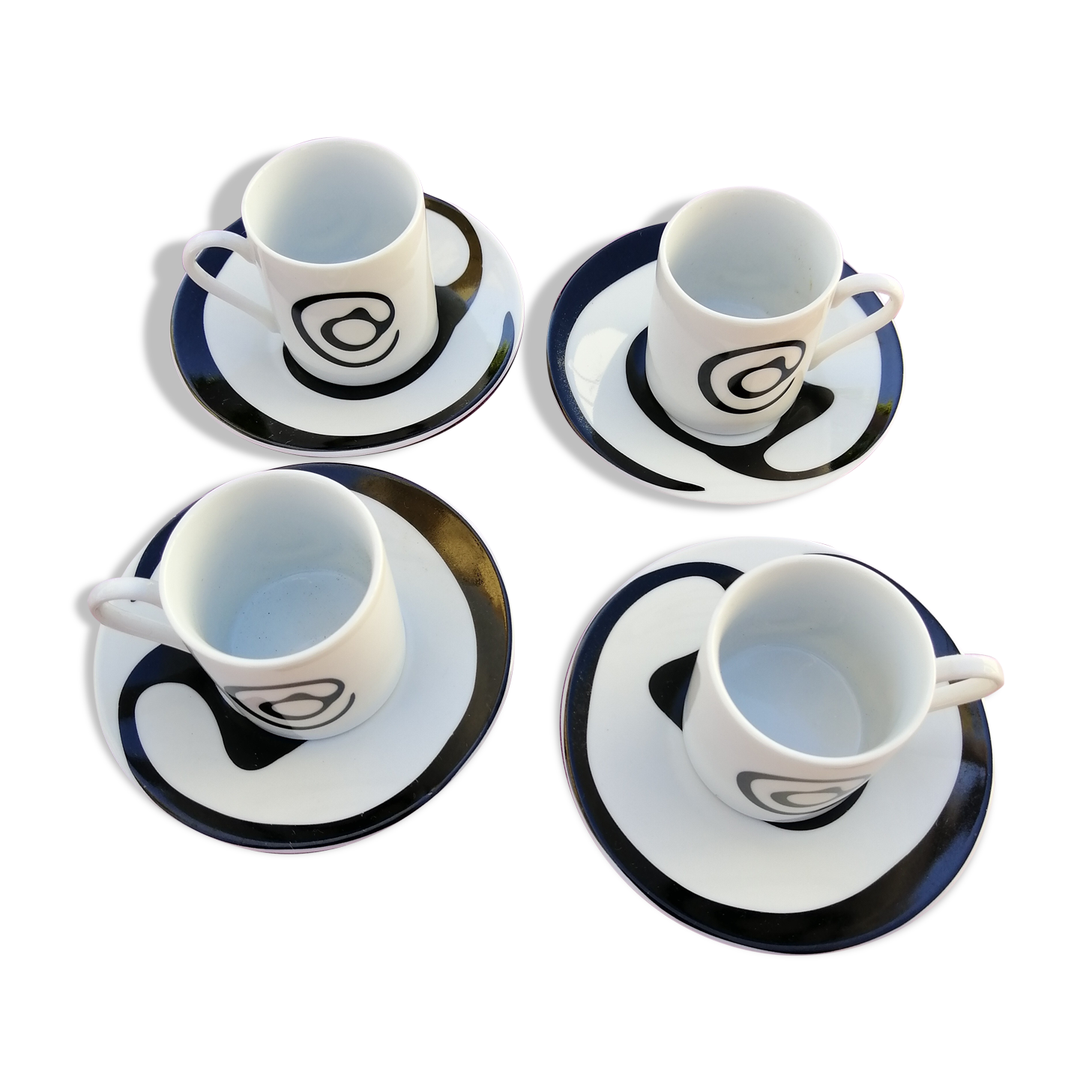 BAR COFFEE CUPS + CUT-OFFS