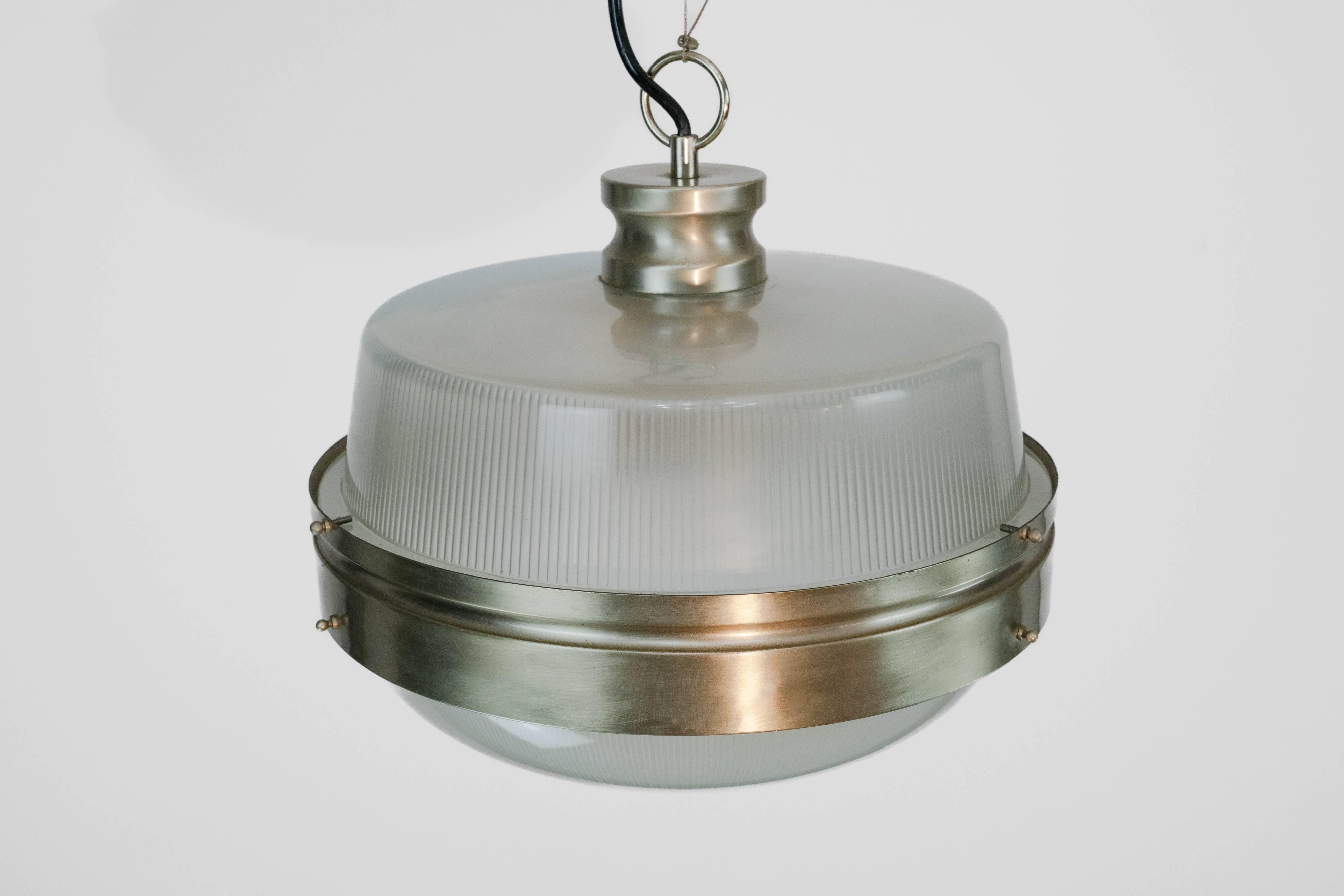 Suspension italienne du milieu du siècle dans le style de Sergio Mazza pour Artemide