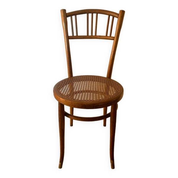 Chaise de bistrot plus tabouret