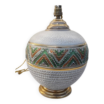 Lamp base