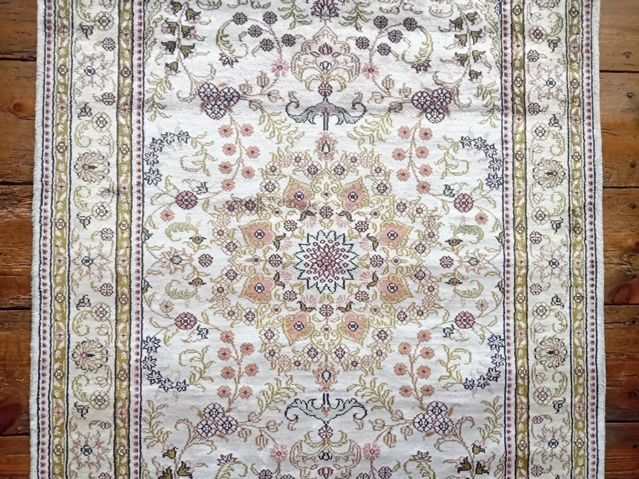 Handmade silk cashmere rug 151x92cm