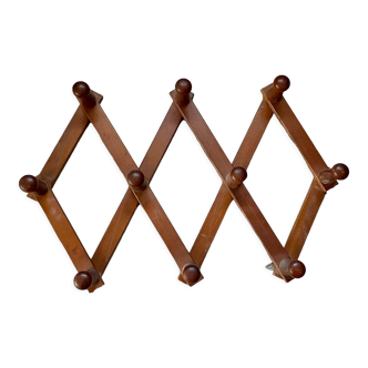 Vintage wooden stretch hook