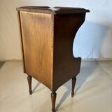Vintage wooden magazine rack – curved lines and tapered legs