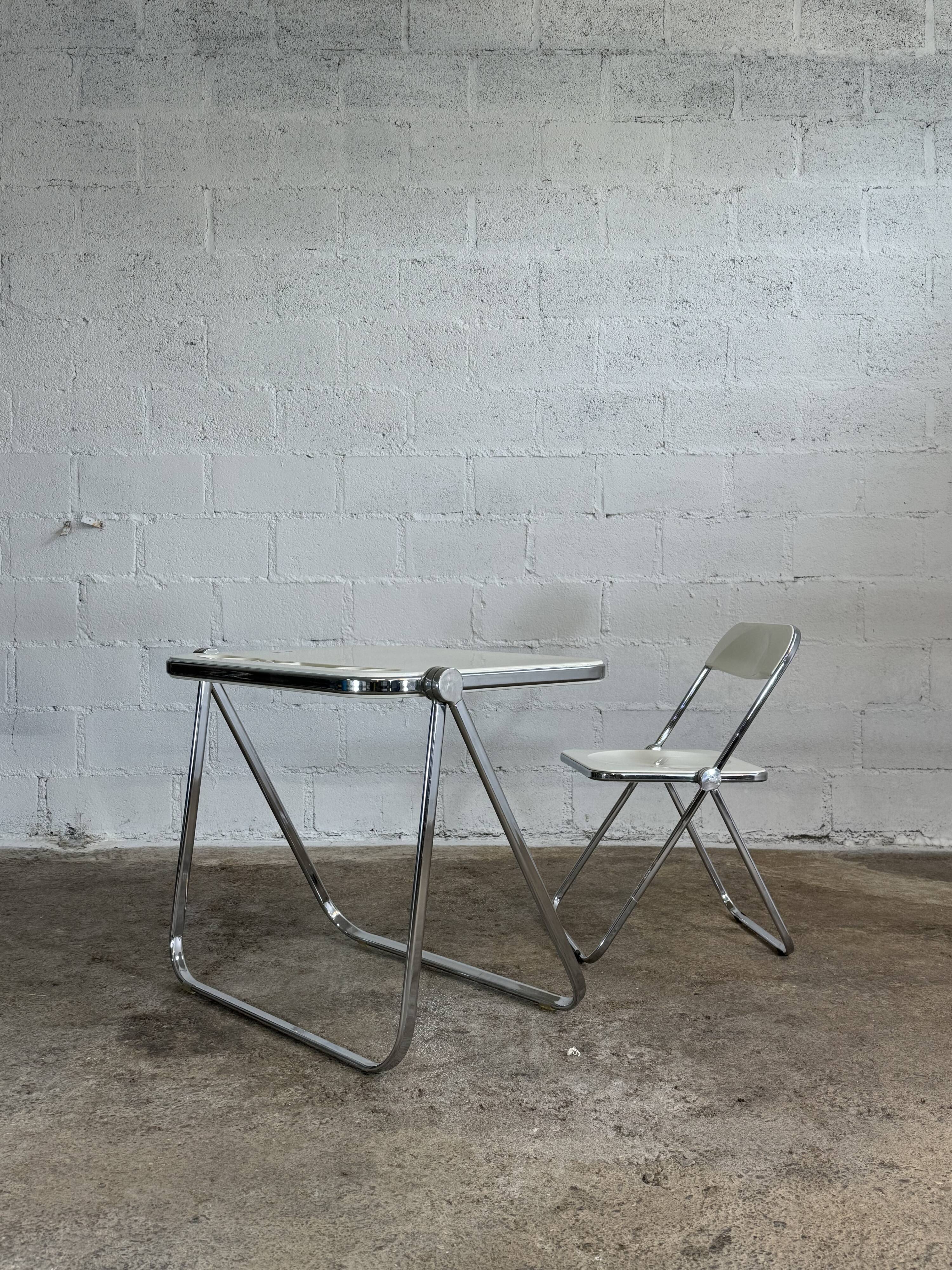 Platone Castelli desk and chair set