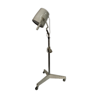 Vintage Hanaulux surgical lamp