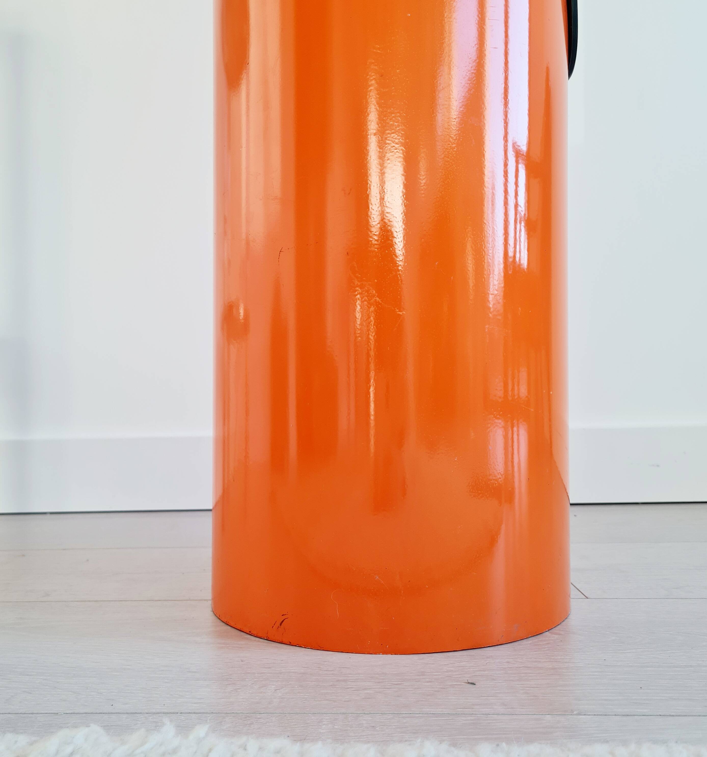 Orange psyche Lipstick Mirror - H 154