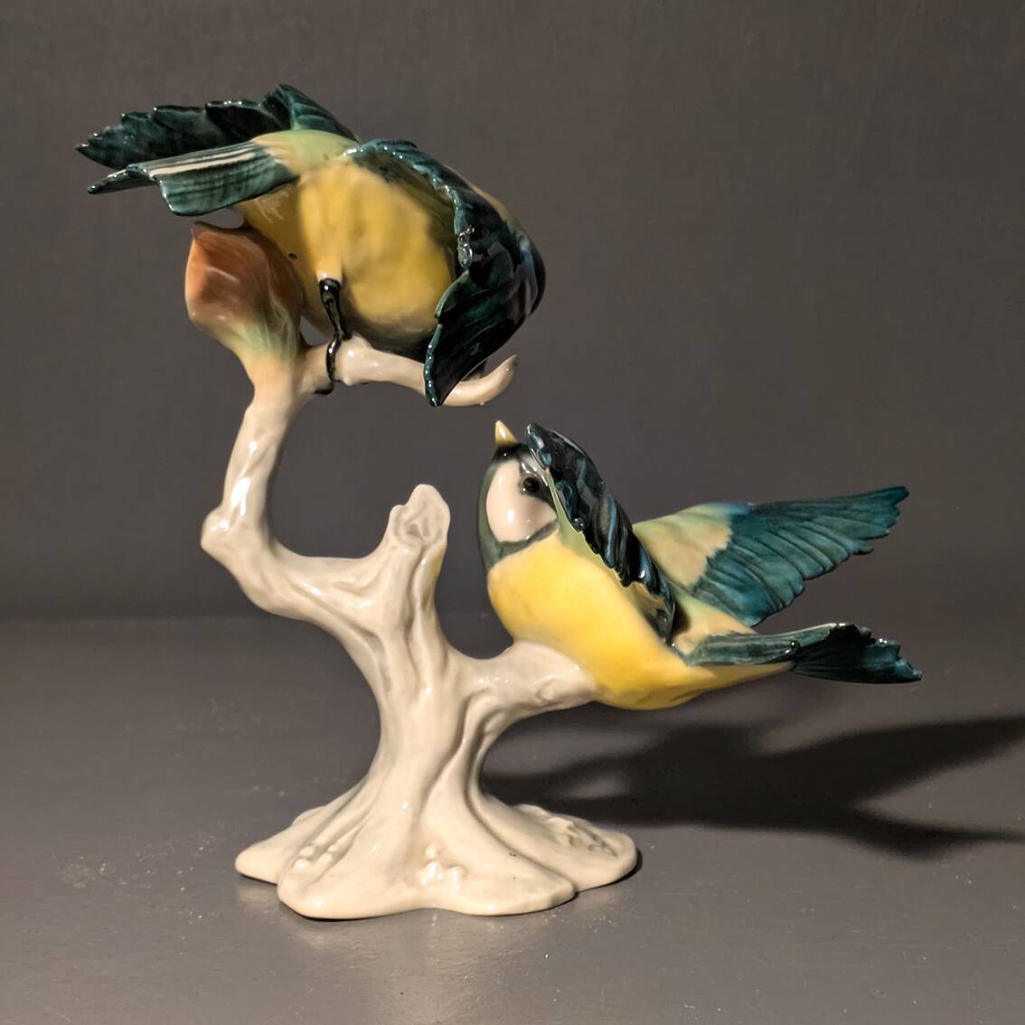 Porcelain figurine of tits by Gerhard Bochmann for AK Kaiser