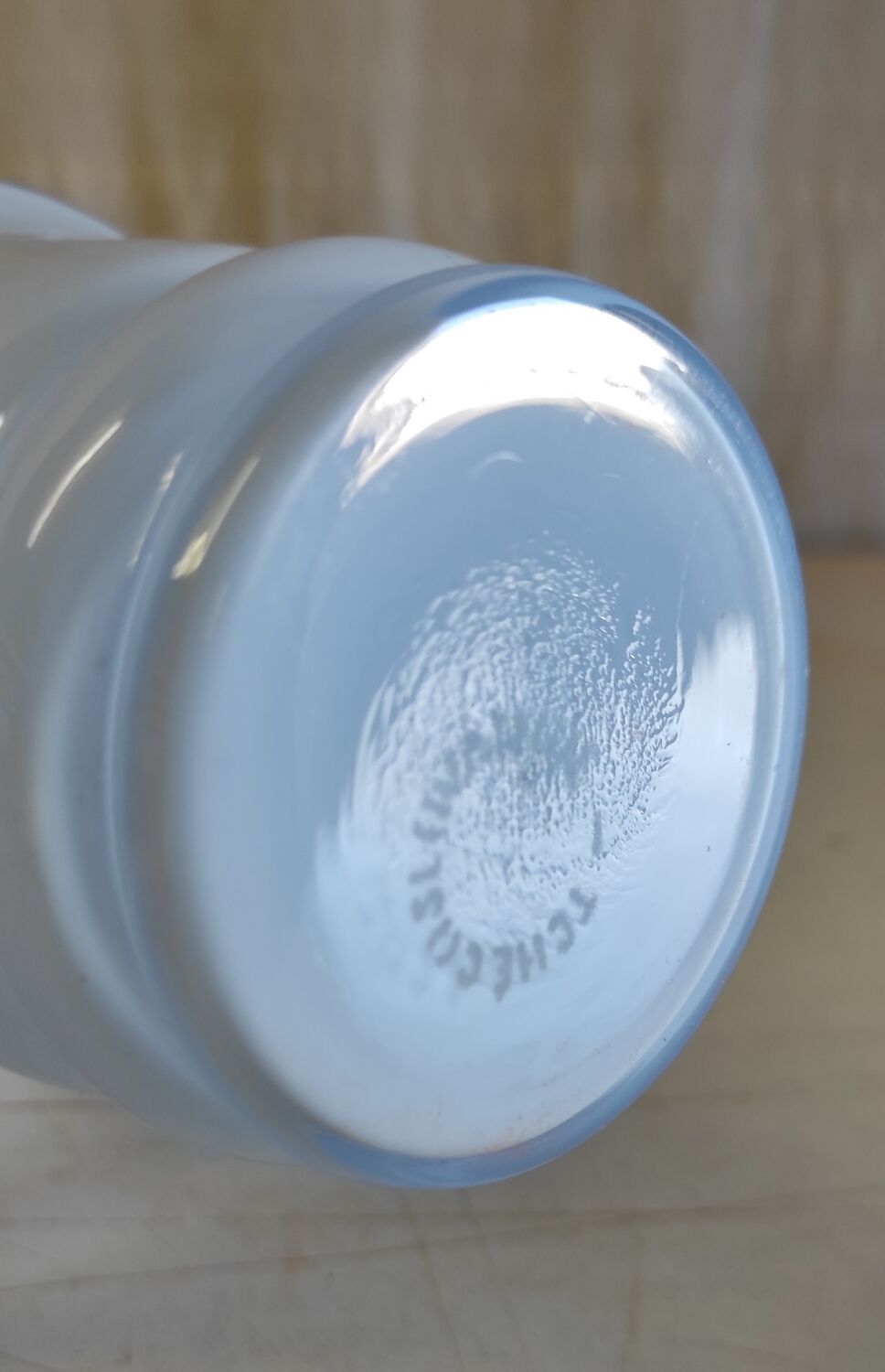 Table lamp in opaline - 1950s/60s