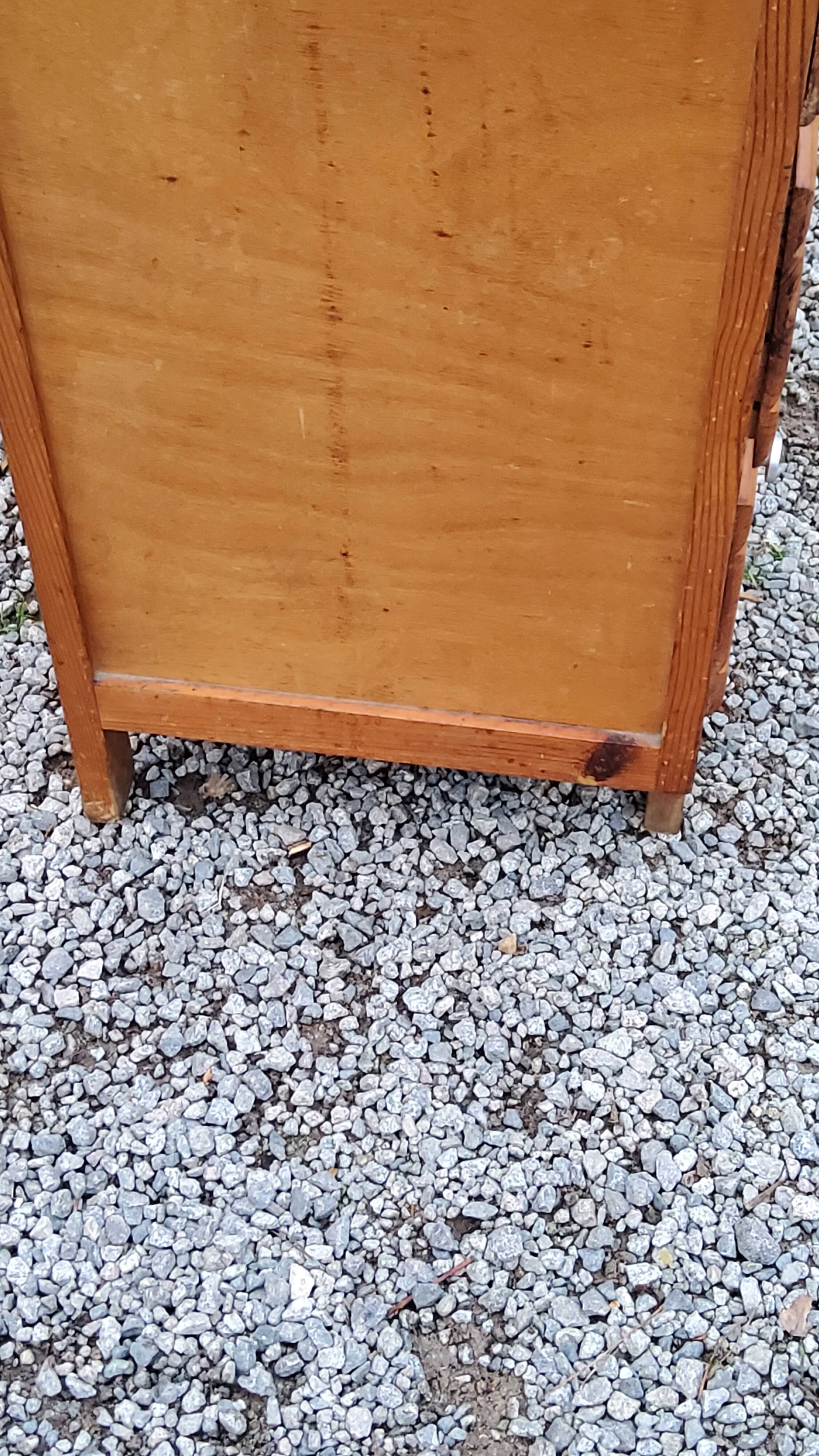Vintage chest of drawers from the 50s with compass feet and 3 drawers