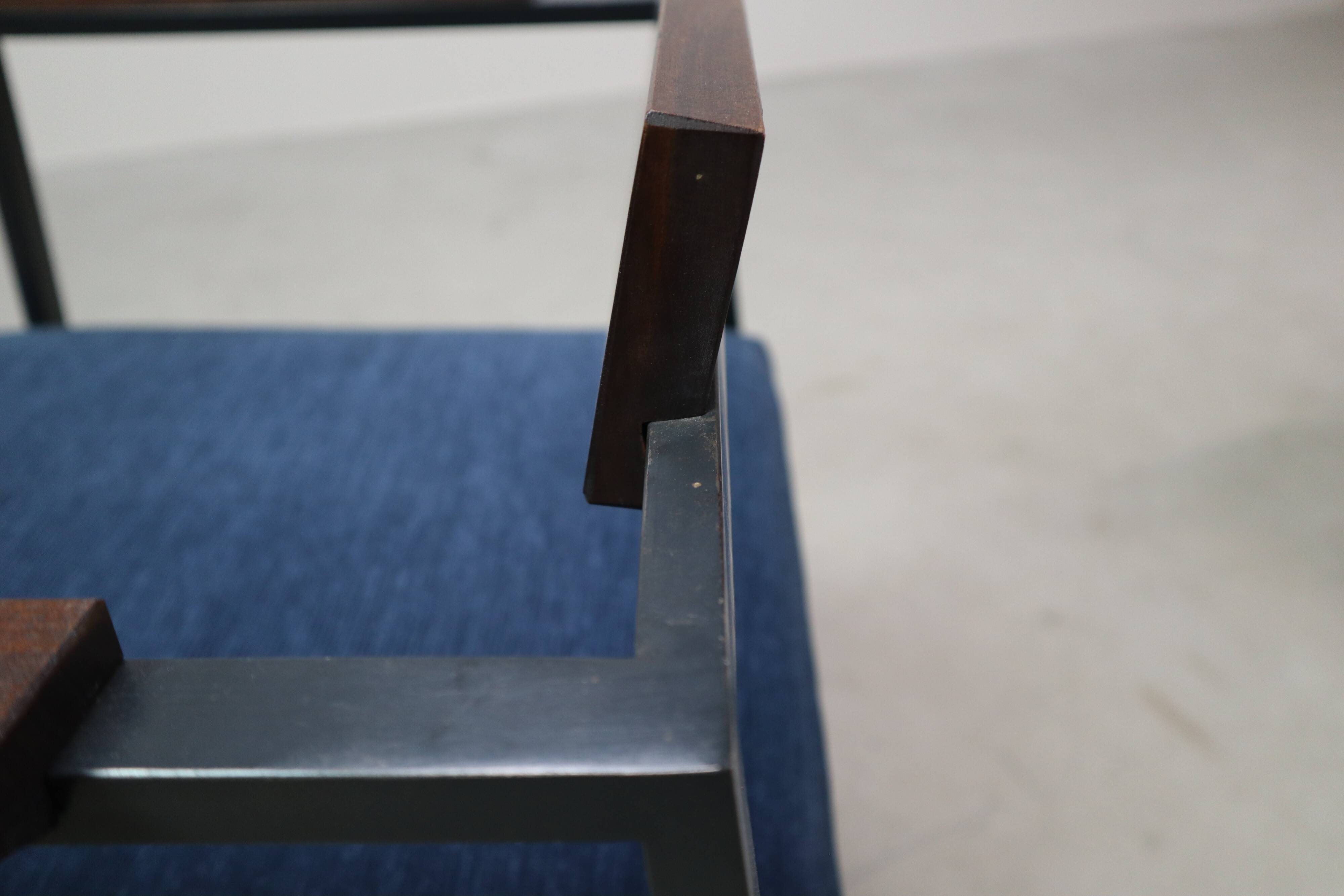 Pair of Postmodern armchairs in steel and mahogany, 1970s