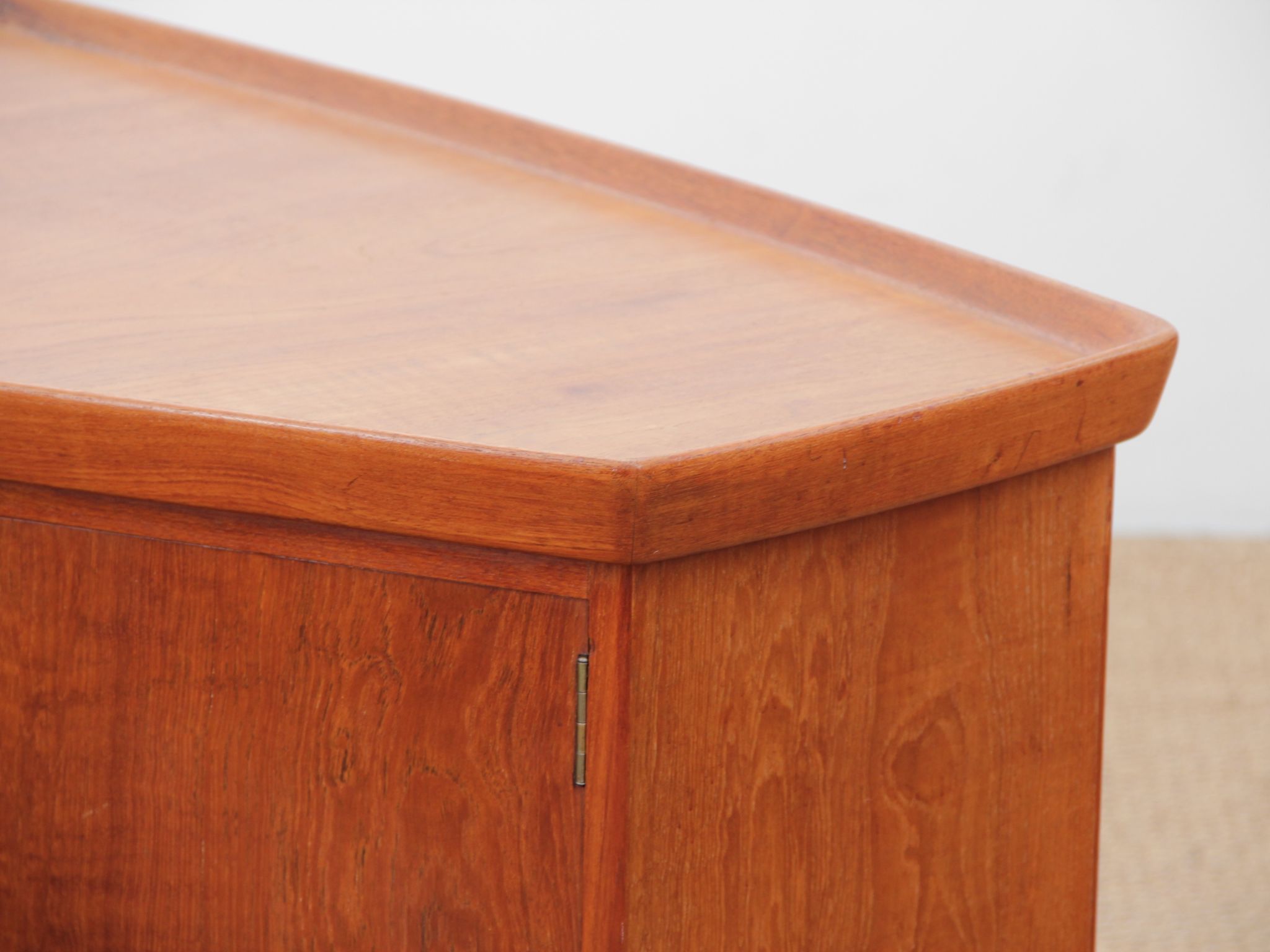 Bureau scandinave boomerang en teck d'Arne Hovmand Olsen