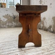 Paire de bancs noyer 1900