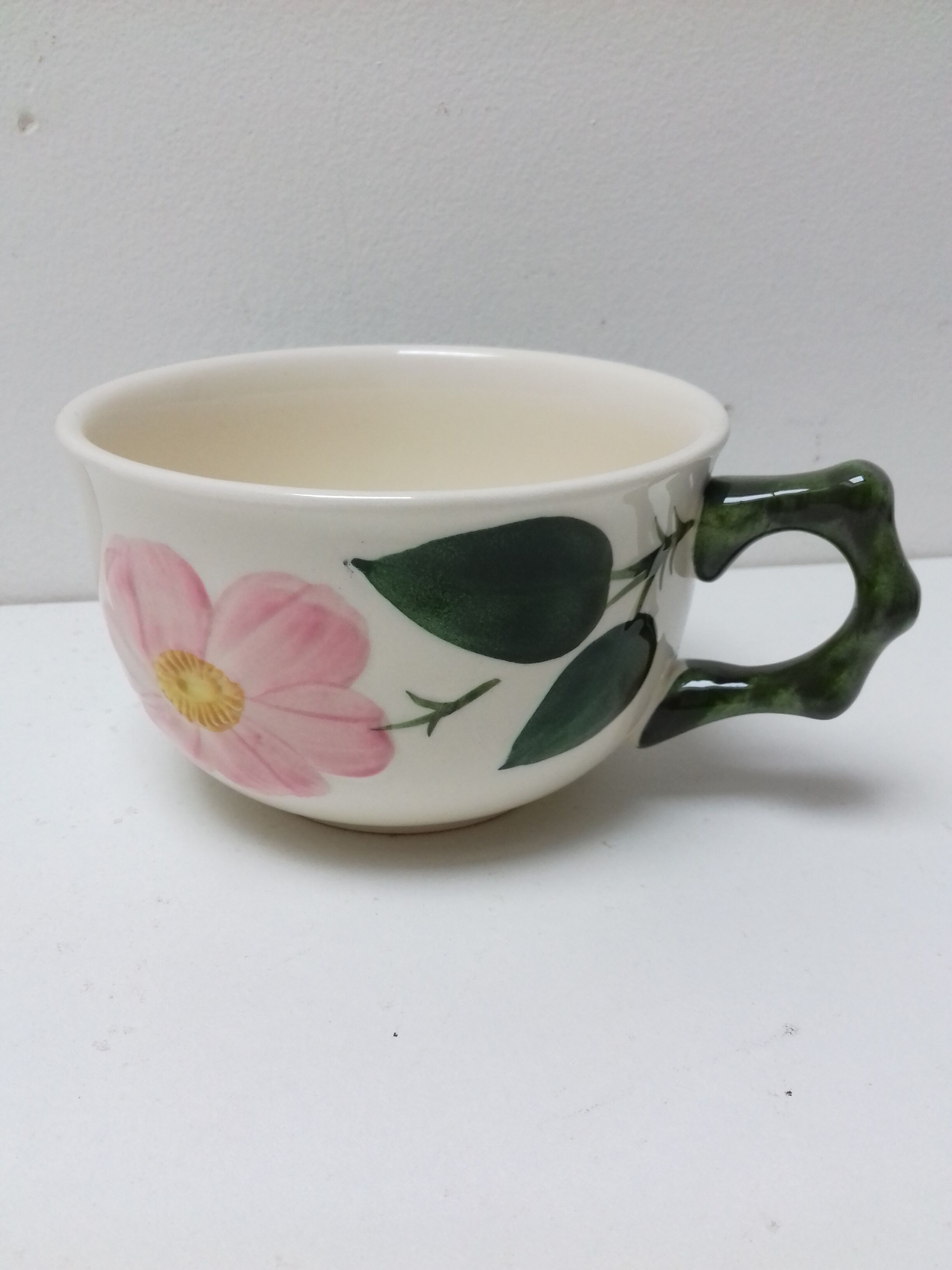 4 tea cups Villeroy & Boch "Wild Rose"