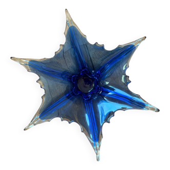 Beautiful Murano glass bowl from the 1960s in perfect condition.